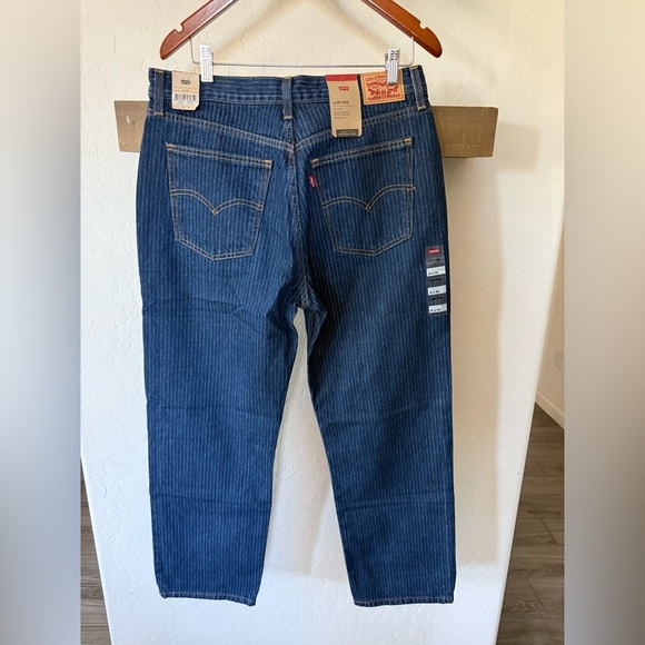 Levi's|Women’s Low Pro Relaxed Fit,Pinstriped Blue Denim Jeans•straight leg,NWT - Picture 5 of 16